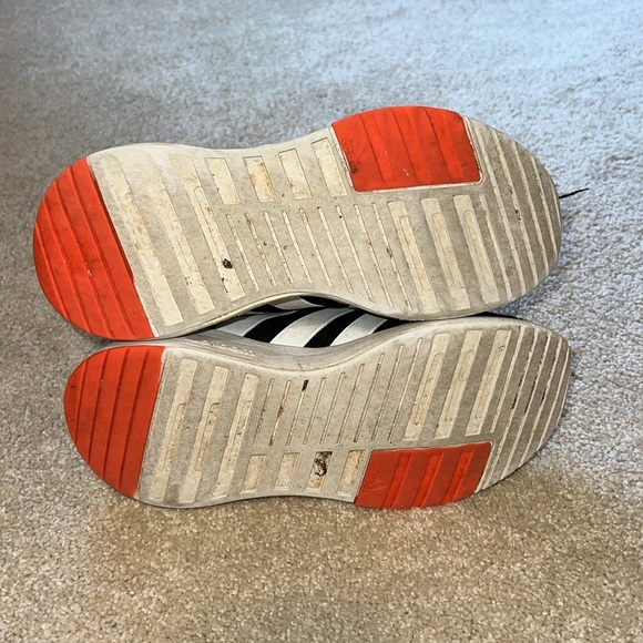 Adidas Size 3 Shoes - Picture 3 of 4